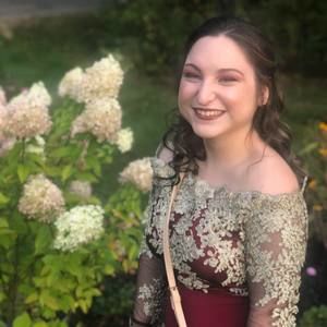 Meet your Posher, Ana